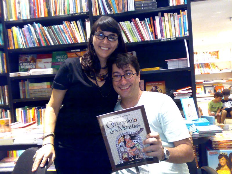 Casal literário: Alex Gomes e Cris Alhadeff